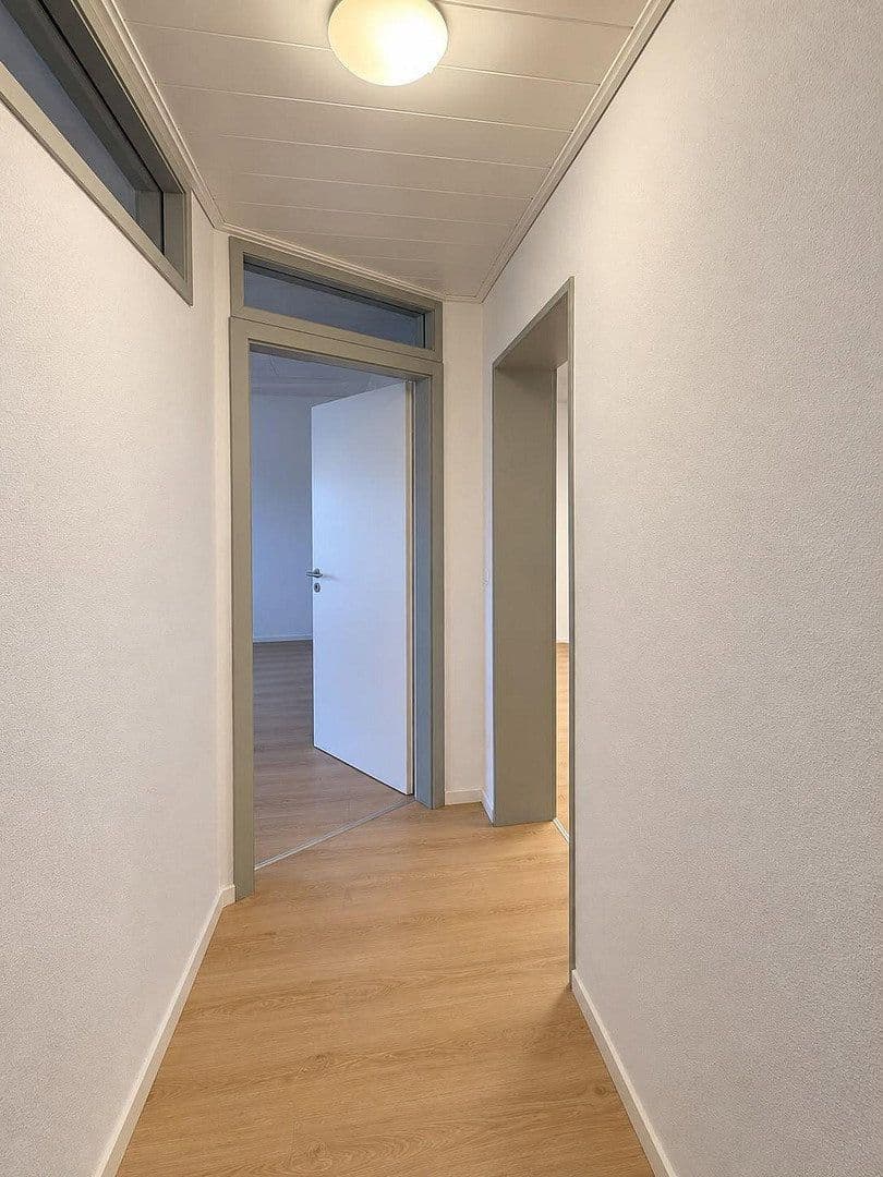 Pronájem bytu 4+1 114 m², Seebachweg 27, Erlangen, Bavorsko Pronájem bytu 4+1 114 m², Seebachweg 27, Erlangen, Bavorsko