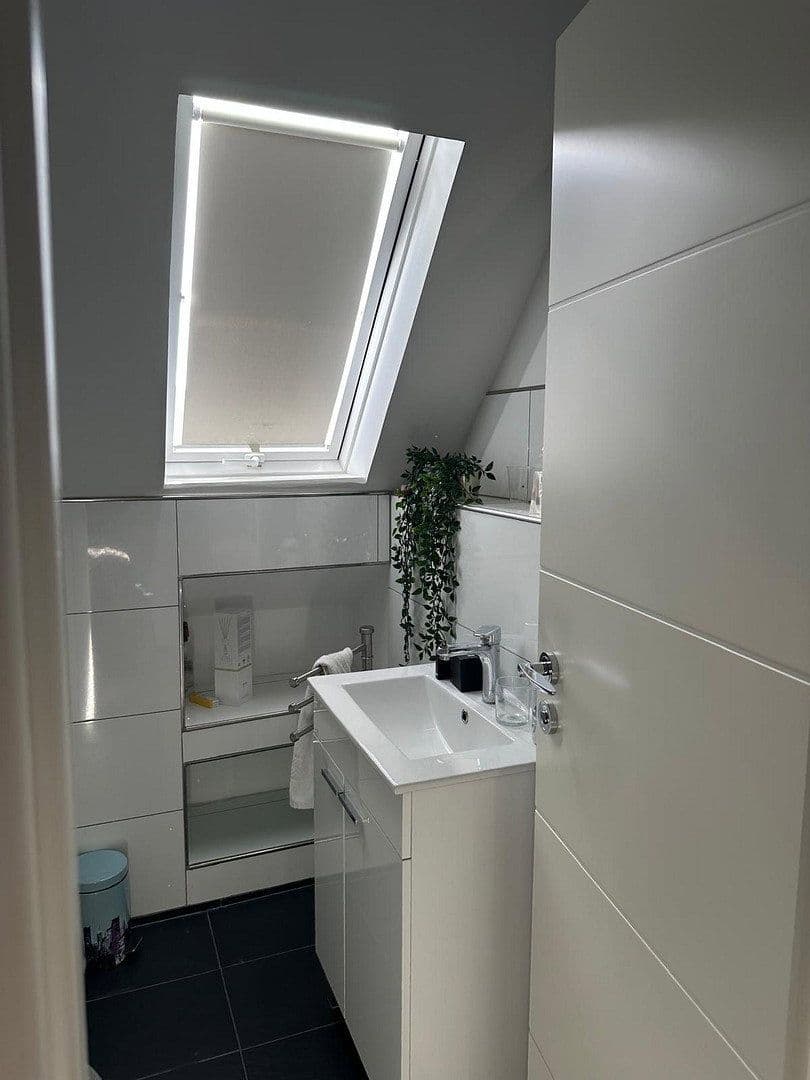 Prodej domu 175 m², pozemek 445 m², Castroper Hellweg 171, Bochum, Severní Porýní-Vestfálsko Prodej domu 175 m², pozemek 445 m², Castroper Hellweg 171, Bochum, Severní Porýní-Vestfálsko