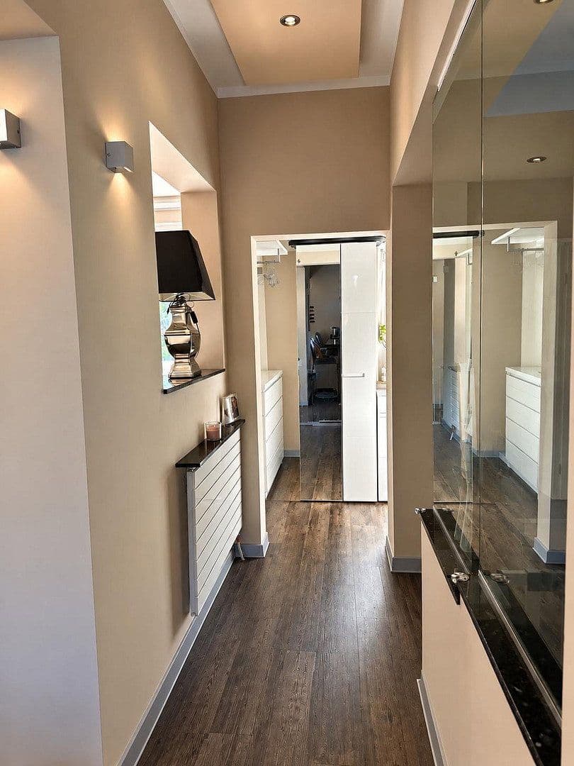 Prodej domu 175 m², pozemek 445 m², Castroper Hellweg 171, Bochum, Severní Porýní-Vestfálsko Prodej domu 175 m², pozemek 445 m², Castroper Hellweg 171, Bochum, Severní Porýní-Vestfálsko