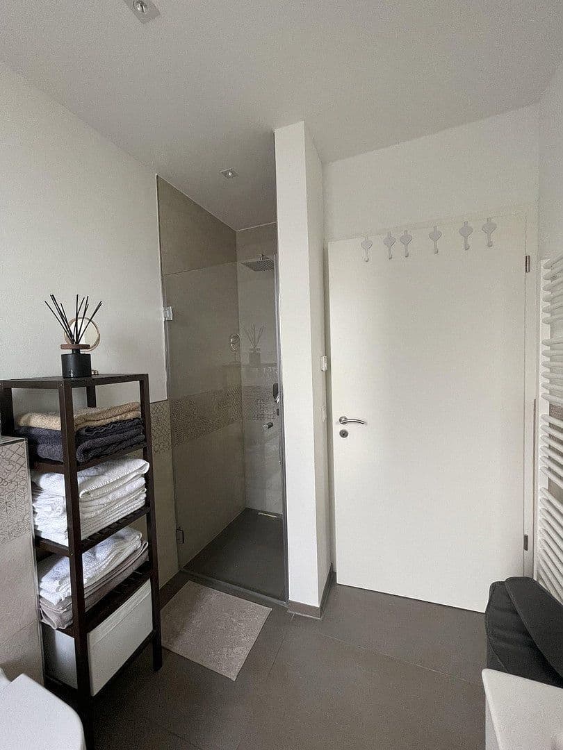 Pronájem bytu 3+1 96 m², Sankt Augustin, Severní Porýní-Vestfálsko Pronájem bytu 3+1 96 m², Sankt Augustin, Severní Porýní-Vestfálsko