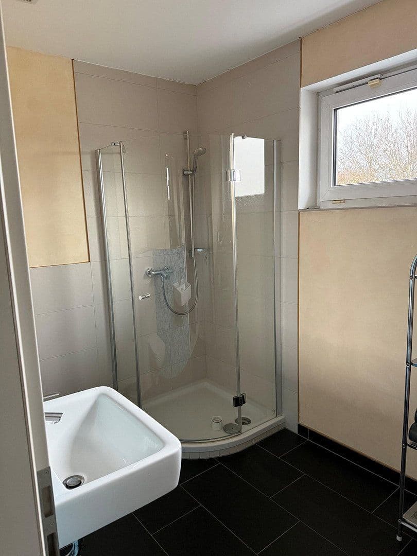 Prodej domu 160 m², pozemek 736 m², Lohfelden, Hessen Prodej domu 160 m², pozemek 736 m², Lohfelden, Hessen