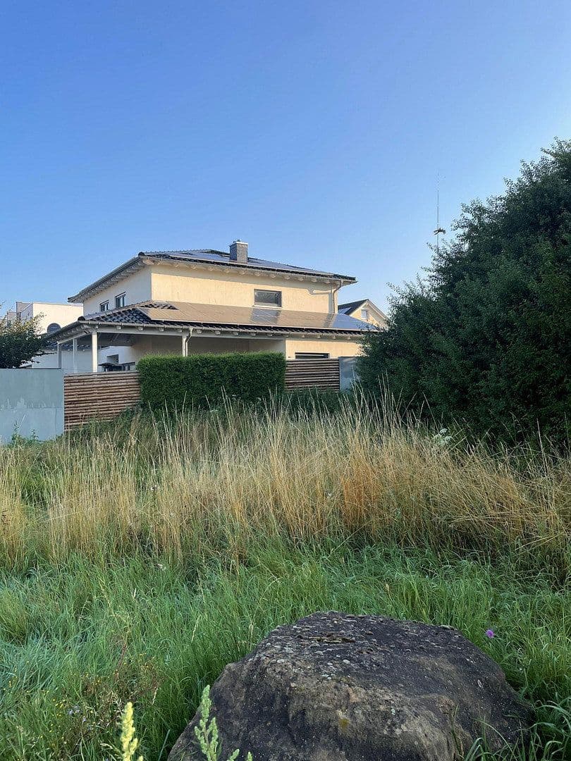 Prodej domu 160 m², pozemek 736 m², Lohfelden, Hessen Prodej domu 160 m², pozemek 736 m², Lohfelden, Hessen