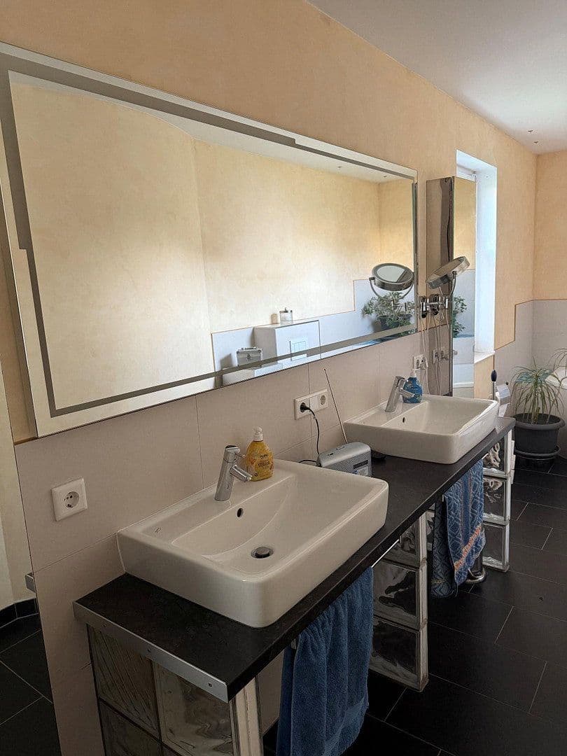 Prodej domu 160 m², pozemek 736 m², Lohfelden, Hessen Prodej domu 160 m², pozemek 736 m², Lohfelden, Hessen