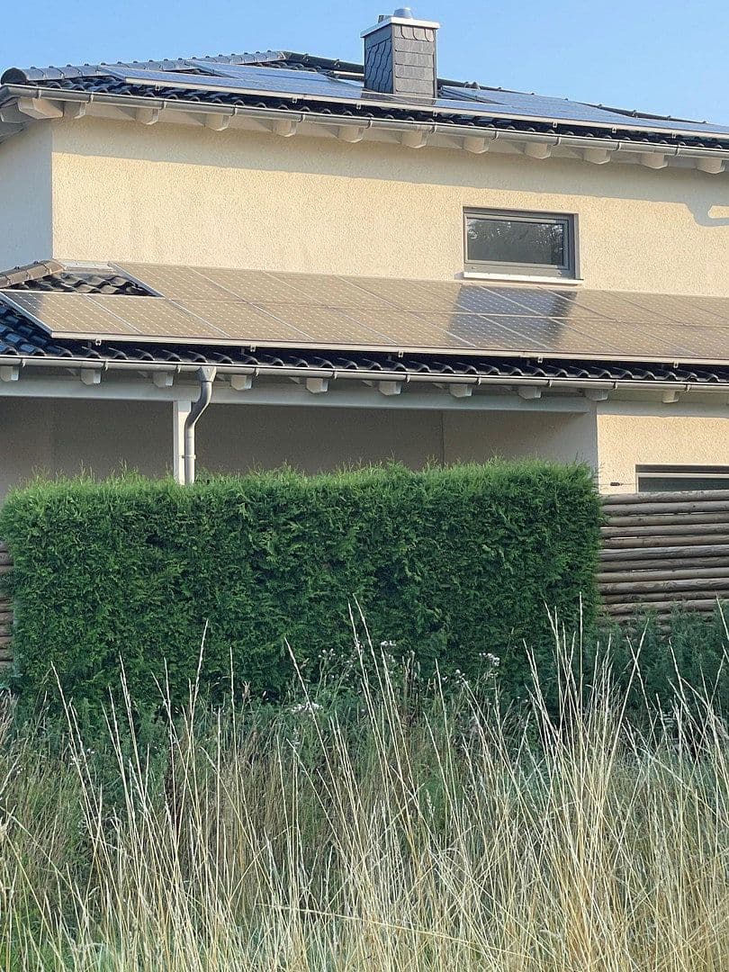 Prodej domu 160 m², pozemek 736 m², Lohfelden, Hessen Prodej domu 160 m², pozemek 736 m², Lohfelden, Hessen