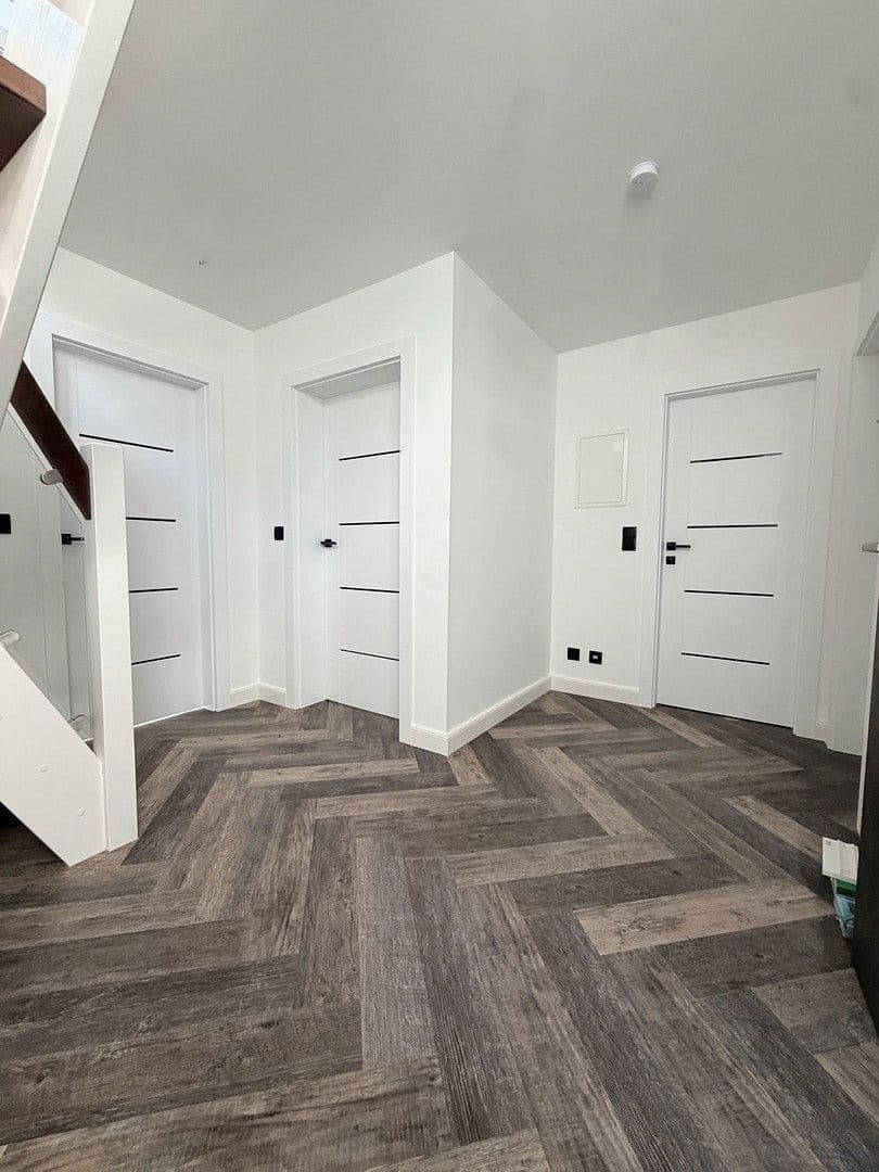 Pronájem bytu 4+1 117 m², Dresdener Str. 18, Spremberg, Braniborsko Pronájem bytu 4+1 117 m², Dresdener Str. 18, Spremberg, Braniborsko