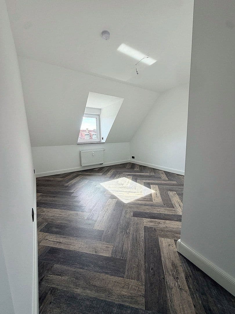 Pronájem bytu 4+1 117 m², Dresdener Str. 18, Spremberg, Braniborsko Pronájem bytu 4+1 117 m², Dresdener Str. 18, Spremberg, Braniborsko
