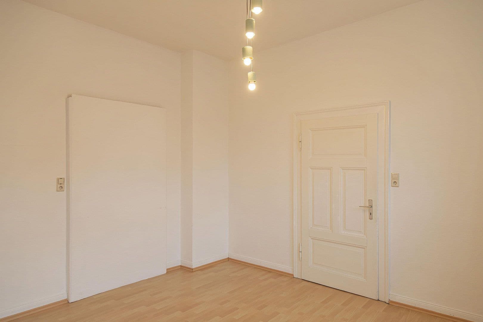 Pronájem bytu 5+1 118 m², Mühlenstraße 40, Melle, Dolní Sasko Pronájem bytu 5+1 118 m², Mühlenstraße 40, Melle, Dolní Sasko