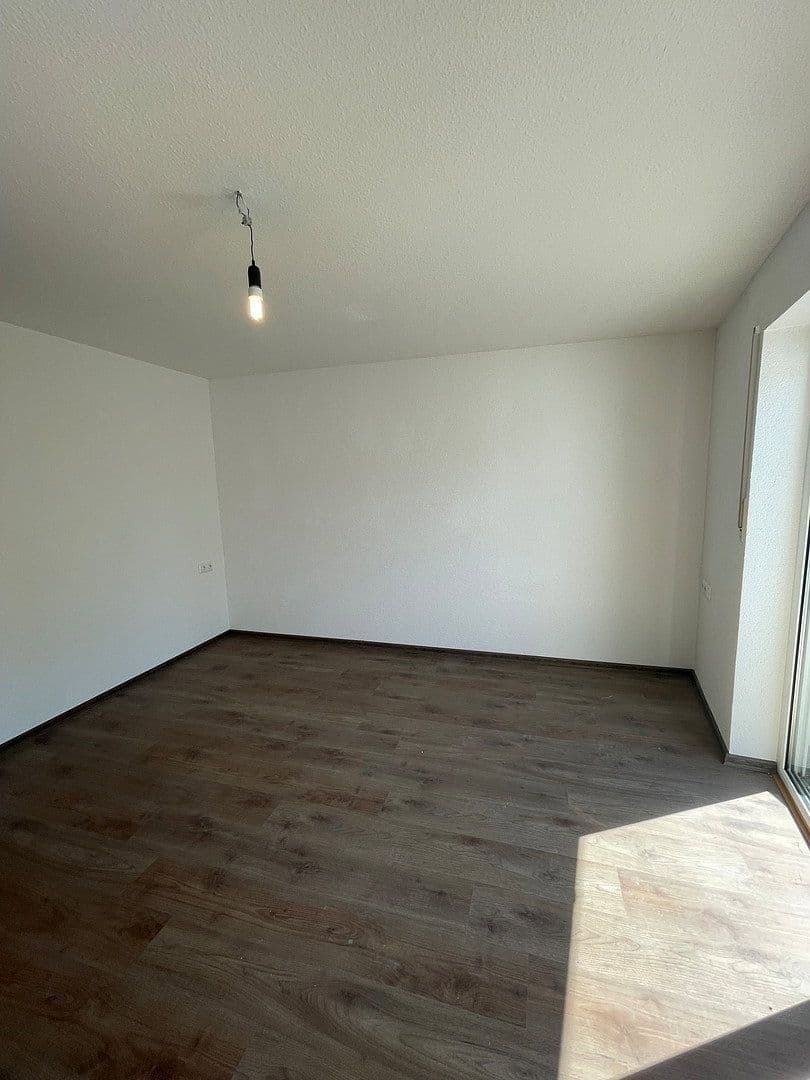Pronájem bytu 2+1 68 m², Öhringen, Bádensko-Württembersko Pronájem bytu 2+1 68 m², Öhringen, Bádensko-Württembersko