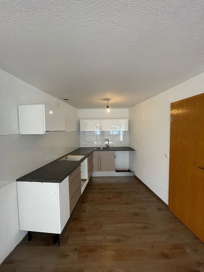 Pronájem bytu 2+1 68 m², Öhringen, Bádensko-Württembersko Pronájem bytu 2+1 68 m², Öhringen, Bádensko-Württembersko