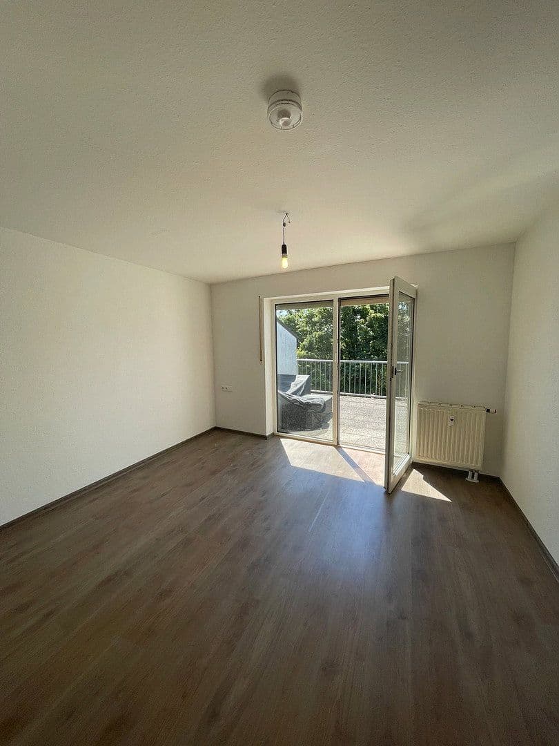 Pronájem bytu 2+1 68 m², Öhringen, Bádensko-Württembersko Pronájem bytu 2+1 68 m², Öhringen, Bádensko-Württembersko
