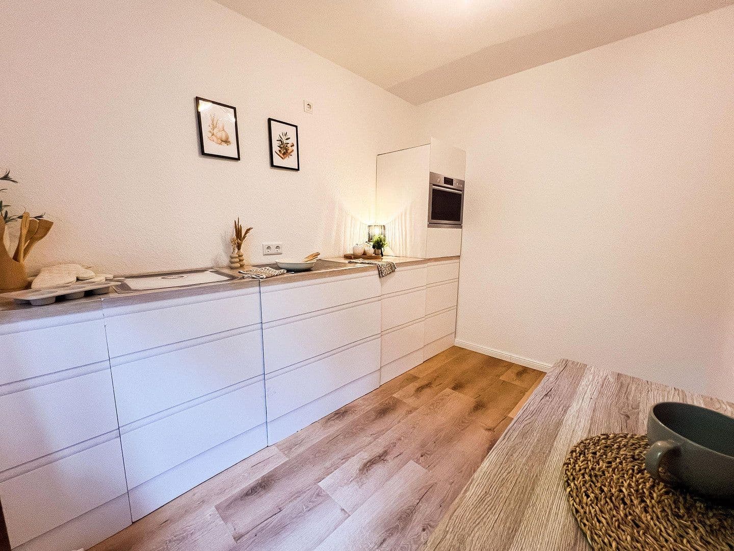 Prodej bytu 4+1 99 m², Bremen, Bremen Prodej bytu 4+1 99 m², Bremen, Bremen