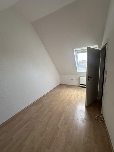 Pronájem bytu 4+1 81 m², Südstraße 33, Bad Driburg, Severní Porýní-Vestfálsko Pronájem bytu 4+1 81 m², Südstraße 33, Bad Driburg, Severní Porýní-Vestfálsko