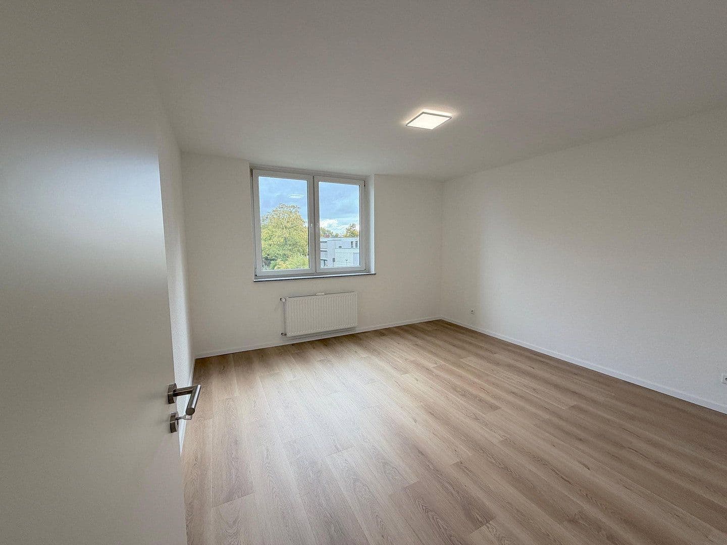 Prodej bytu 3+1 85 m², Brandenburgerstr. 2, Viersen, Severní Porýní-Vestfálsko Prodej bytu 3+1 85 m², Brandenburgerstr. 2, Viersen, Severní Porýní-Vestfálsko