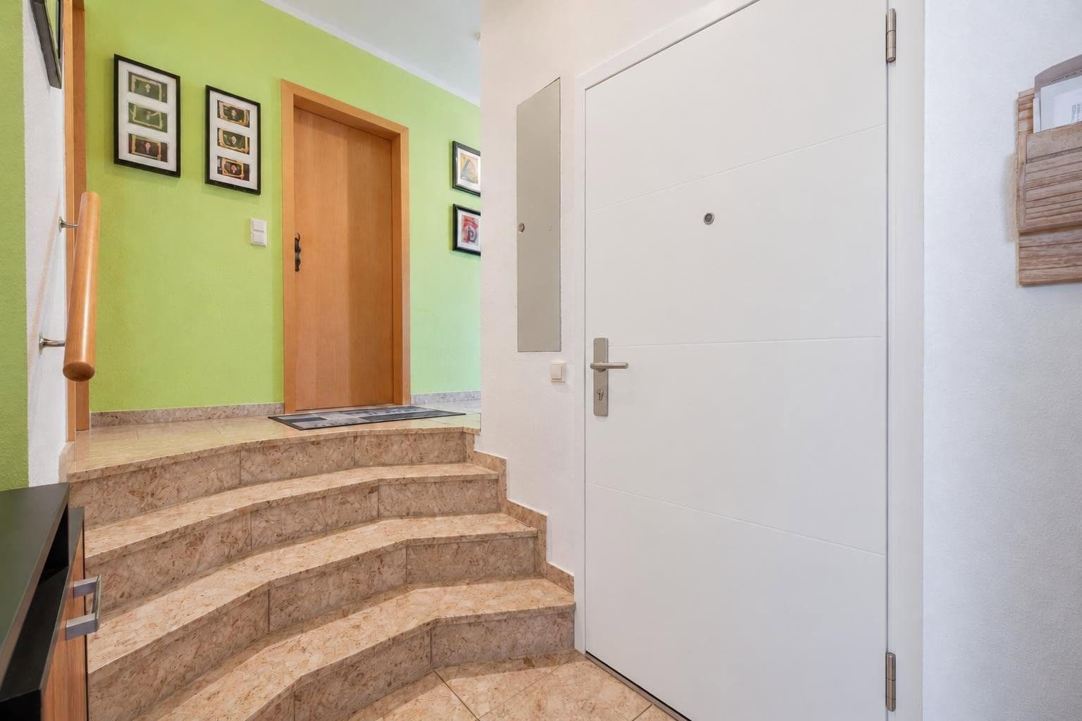 Pronájem bytu 3+1 93 m², Simmern/Hunsrück, Porýní-Falc Pronájem bytu 3+1 93 m², Simmern/Hunsrück, Porýní-Falc