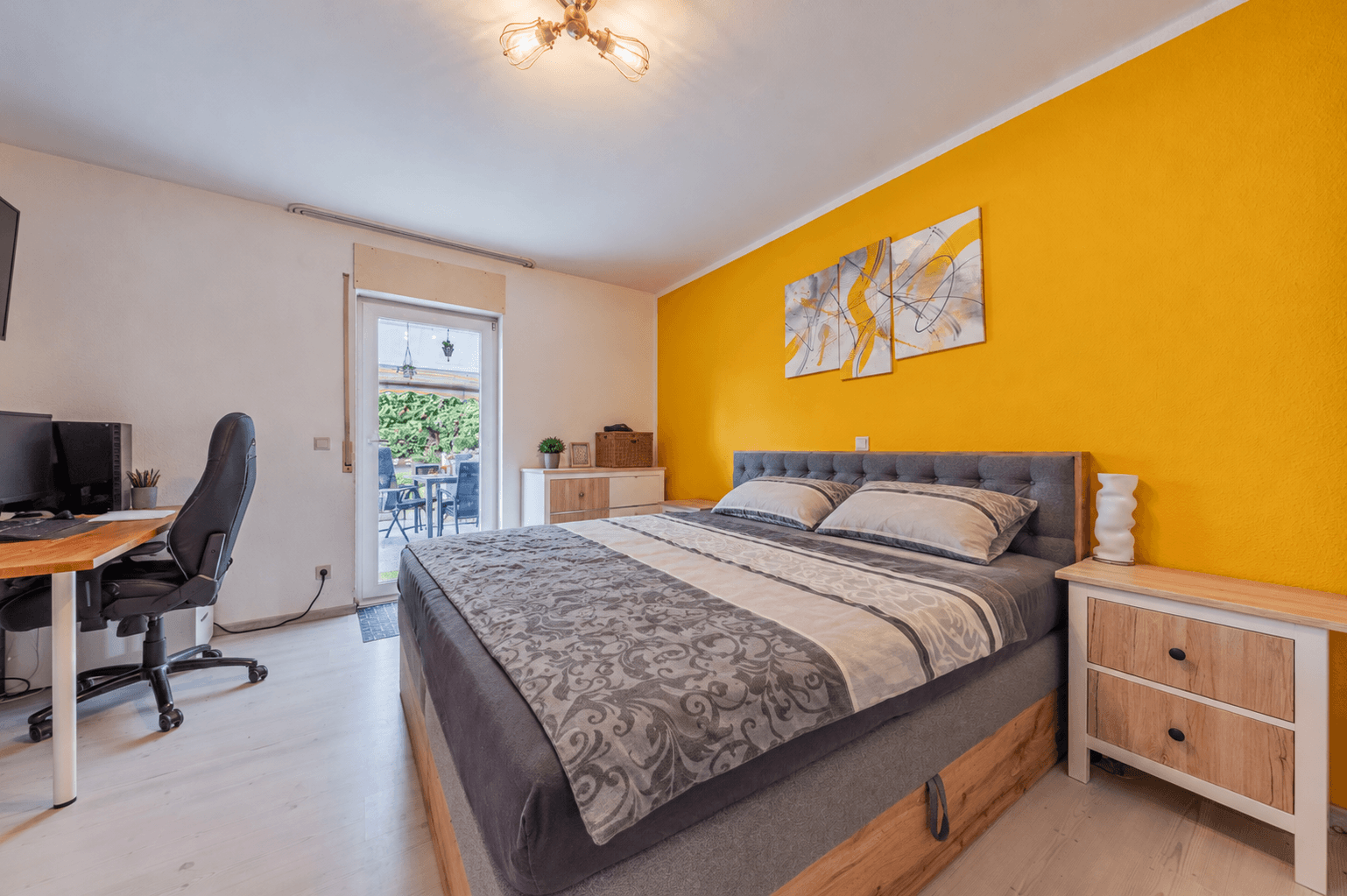 Pronájem bytu 3+1 93 m², Simmern/Hunsrück, Porýní-Falc Pronájem bytu 3+1 93 m², Simmern/Hunsrück, Porýní-Falc