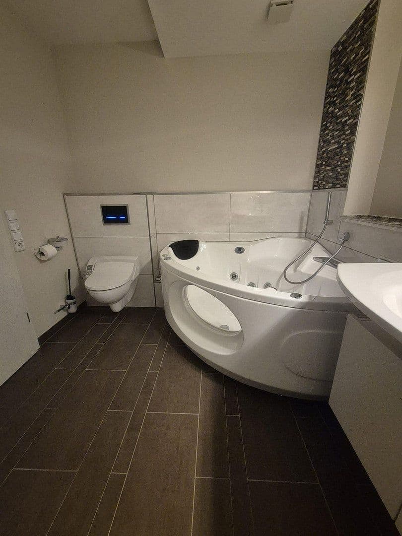 Prodej domu 130 m², pozemek 279 m², Dortmund, Severní Porýní-Vestfálsko Prodej domu 130 m², pozemek 279 m², Dortmund, Severní Porýní-Vestfálsko