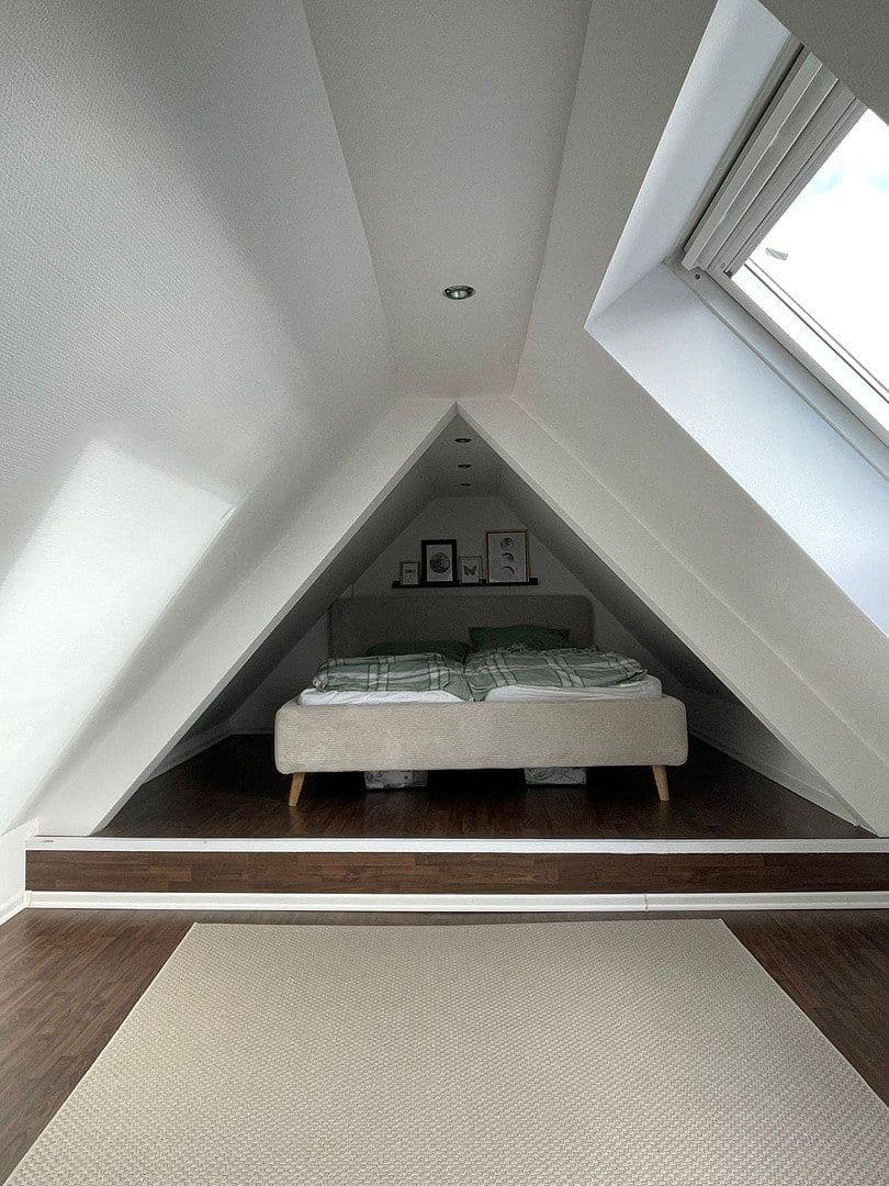Prodej bytu 1+kk 100 m², Spiesen-Elversberg, Země Sársko Prodej bytu 1+kk 100 m², Spiesen-Elversberg, Země Sársko