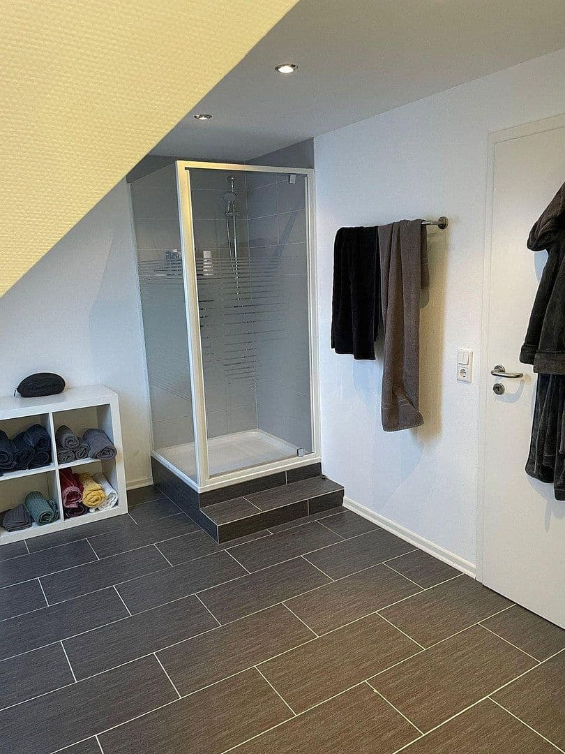 Prodej bytu 1+kk 100 m², Spiesen-Elversberg, Země Sársko Prodej bytu 1+kk 100 m², Spiesen-Elversberg, Země Sársko