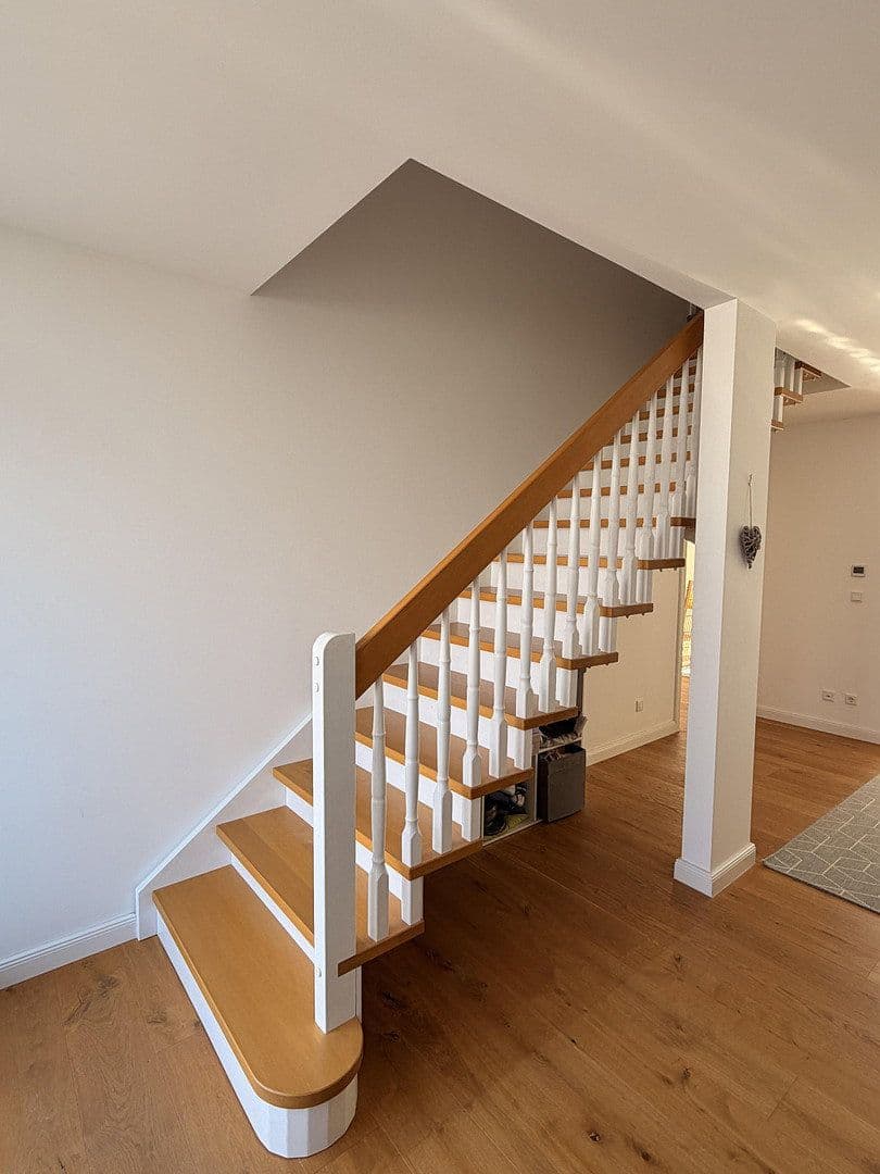 Prodej domu 131 m², pozemek 420 m², Georgensgmünd, Bavorsko Prodej domu 131 m², pozemek 420 m², Georgensgmünd, Bavorsko