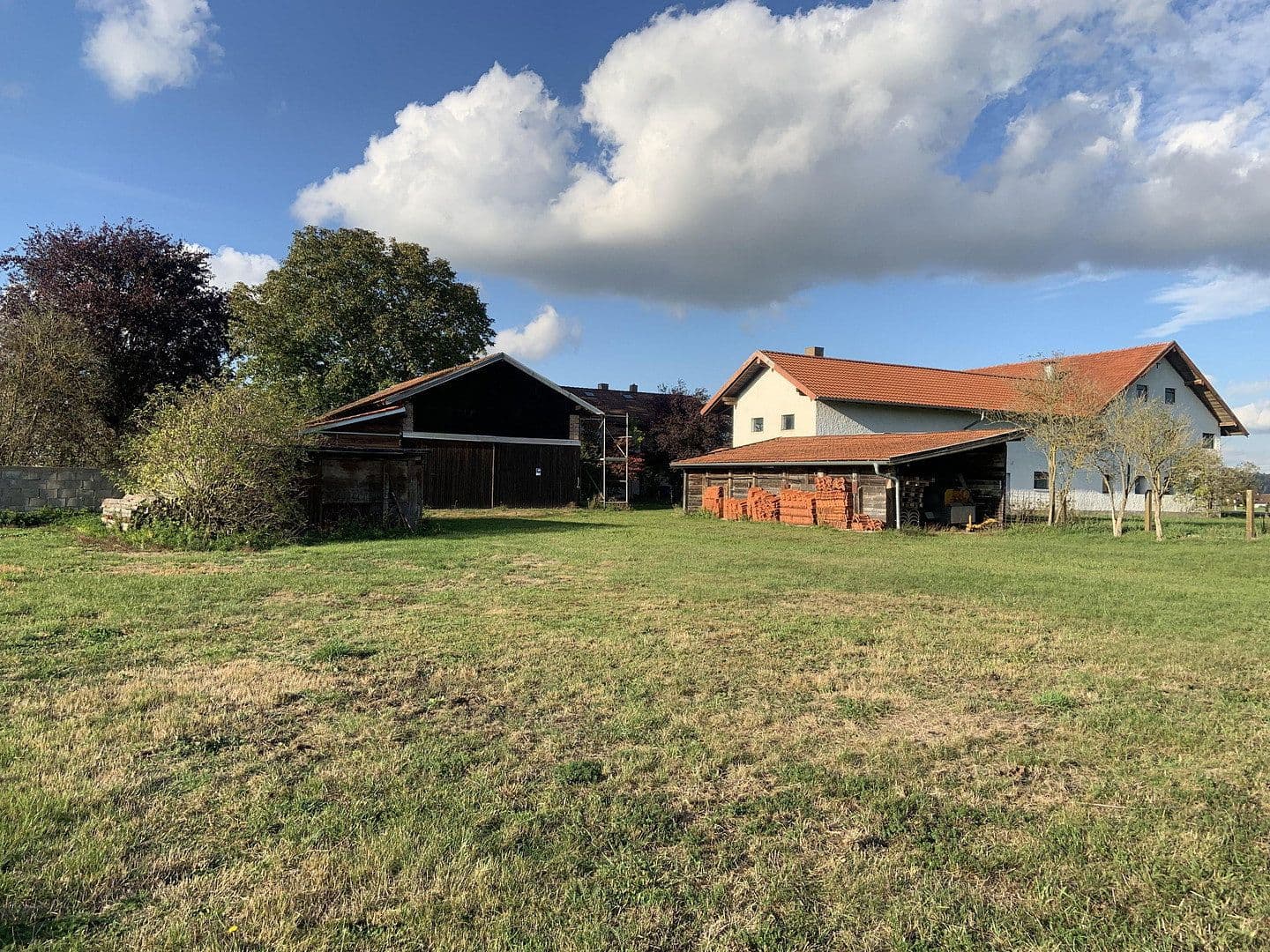 Prodej domu 144 m², pozemek 44.821 m², Haiming, Bavorsko Prodej domu 144 m², pozemek 44.821 m², Haiming, Bavorsko