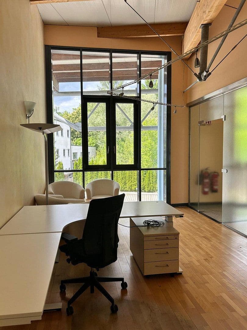 Pronájem kanceláře 571 m², Jesenwanger Strasse 50, Grafrath, Bavorsko Pronájem kanceláře 571 m², Jesenwanger Strasse 50, Grafrath, Bavorsko