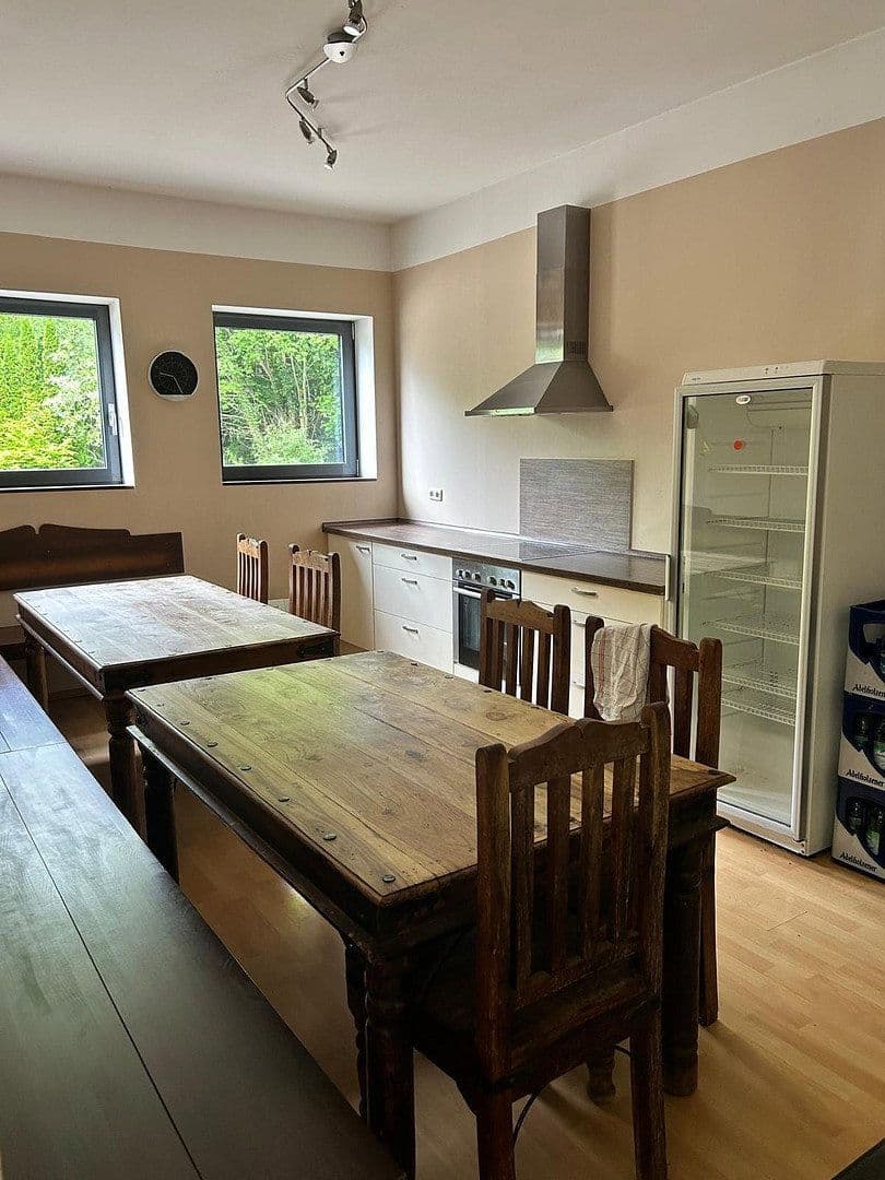Pronájem kanceláře 571 m², Jesenwanger Strasse 50, Grafrath, Bavorsko Pronájem kanceláře 571 m², Jesenwanger Strasse 50, Grafrath, Bavorsko