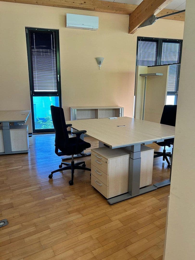 Pronájem kanceláře 571 m², Jesenwanger Strasse 50, Grafrath, Bavorsko Pronájem kanceláře 571 m², Jesenwanger Strasse 50, Grafrath, Bavorsko