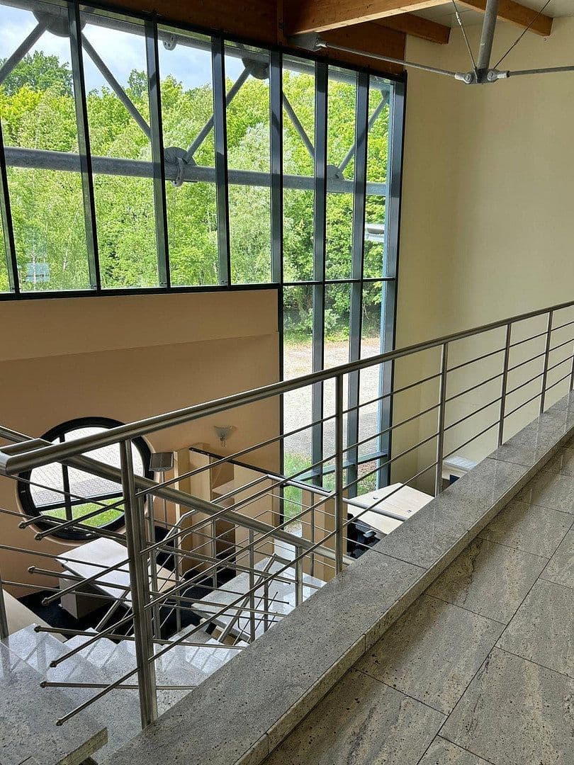 Pronájem kanceláře 571 m², Jesenwanger Strasse 50, Grafrath, Bavorsko Pronájem kanceláře 571 m², Jesenwanger Strasse 50, Grafrath, Bavorsko