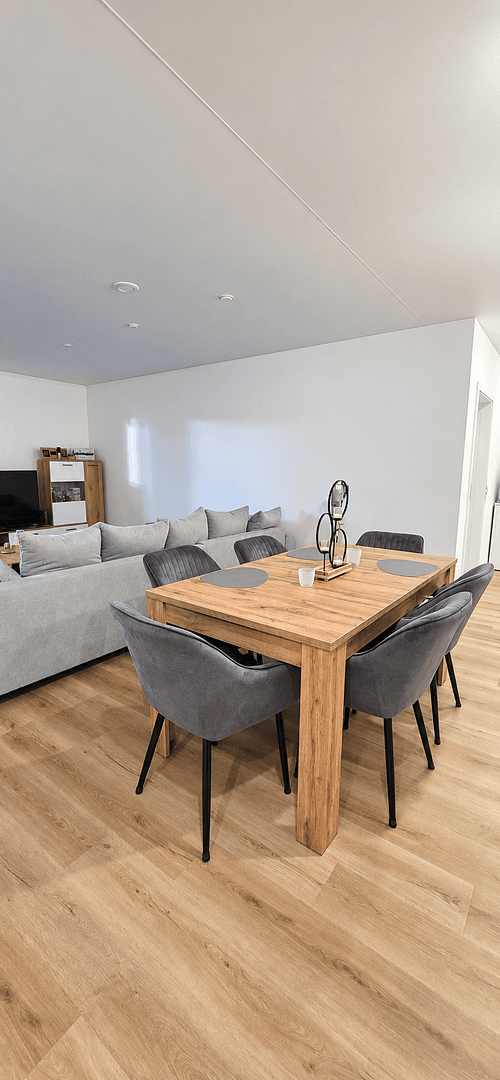 Prodej bytu 3+1 94 m², Jockgrim, Porýní-Falc Prodej bytu 3+1 94 m², Jockgrim, Porýní-Falc
