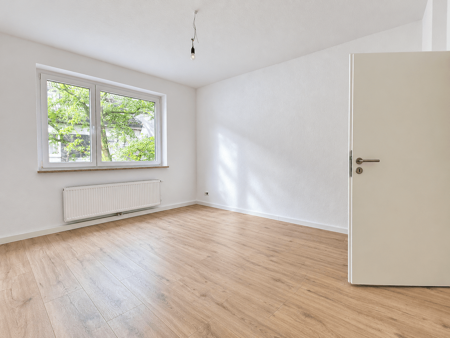 Pronájem bytu 2+kk 57 m², Oberhausen, Severní Porýní-Vestfálsko Pronájem bytu 2+kk 57 m², Oberhausen, Severní Porýní-Vestfálsko