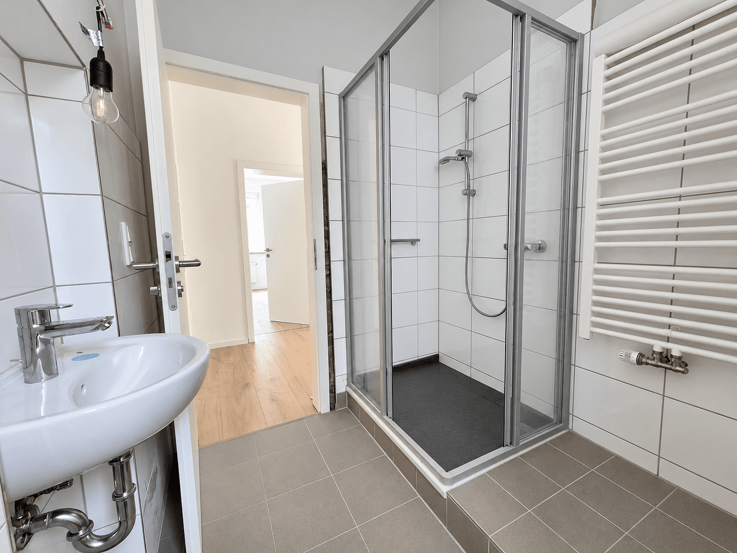 Pronájem bytu 2+kk 57 m², Oberhausen, Severní Porýní-Vestfálsko Pronájem bytu 2+kk 57 m², Oberhausen, Severní Porýní-Vestfálsko