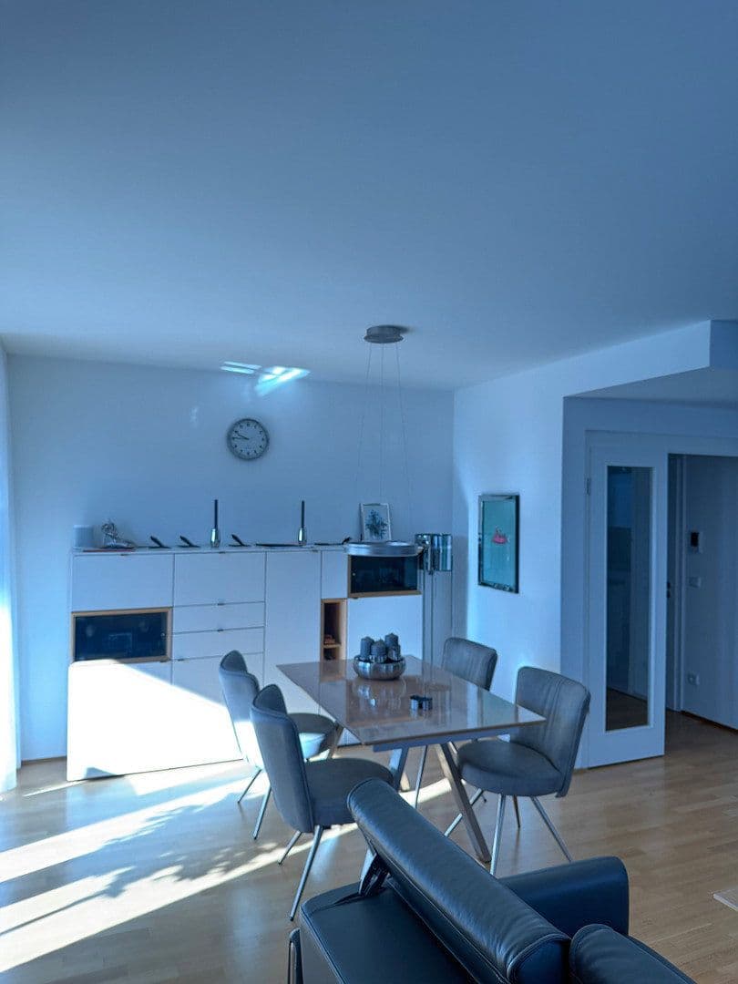 Prodej bytu 2+1 74 m², Bremen, Bremen Prodej bytu 2+1 74 m², Bremen, Bremen
