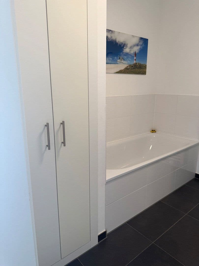 Prodej bytu 2+1 74 m², Bremen, Bremen Prodej bytu 2+1 74 m², Bremen, Bremen