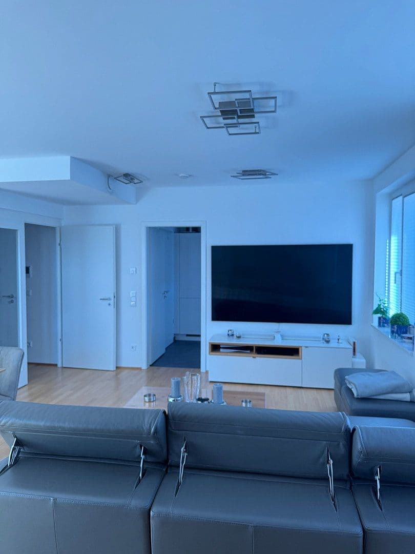 Prodej bytu 2+1 74 m², Bremen, Bremen Prodej bytu 2+1 74 m², Bremen, Bremen