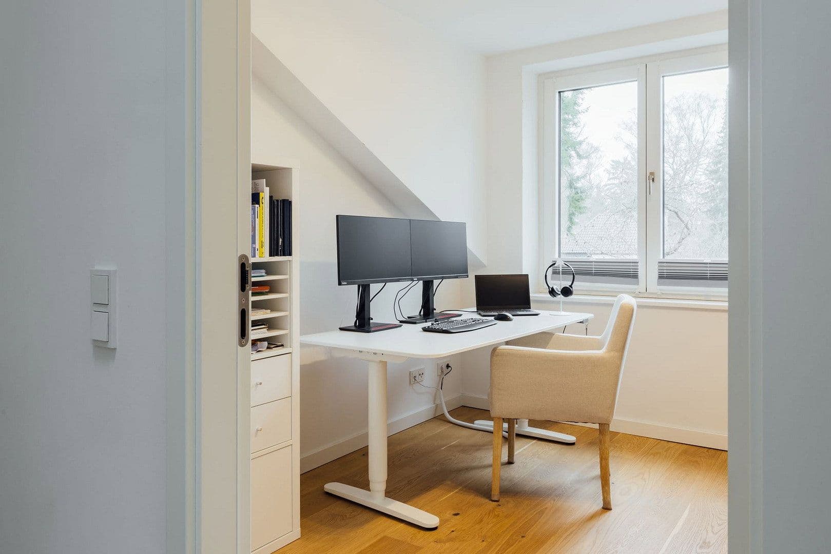Prodej domu 181 m², pozemek 515 m², Hasenhöhe 95, Hamburg, Hamburg Prodej domu 181 m², pozemek 515 m², Hasenhöhe 95, Hamburg, Hamburg