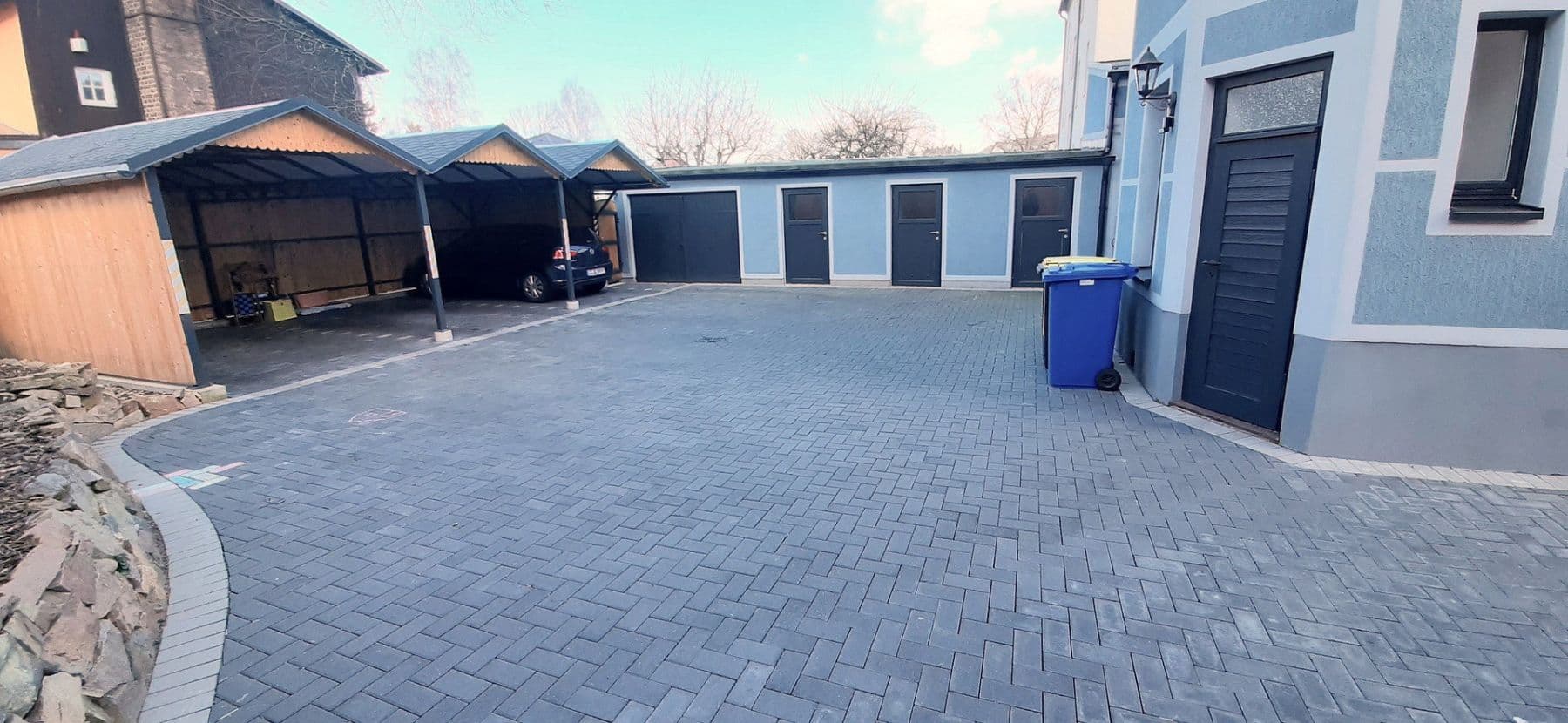Prodej bytu 3+1 67 m², Hohensteiner Straße 66, Limbach-Oberfrohna, Sasko Prodej bytu 3+1 67 m², Hohensteiner Straße 66, Limbach-Oberfrohna, Sasko