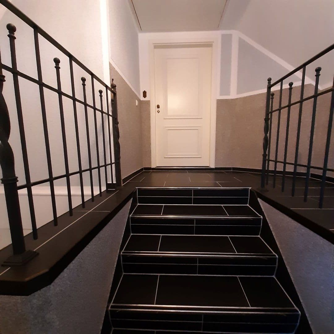 Prodej bytu 3+1 67 m², Hohensteiner Straße 66, Limbach-Oberfrohna, Sasko Prodej bytu 3+1 67 m², Hohensteiner Straße 66, Limbach-Oberfrohna, Sasko
