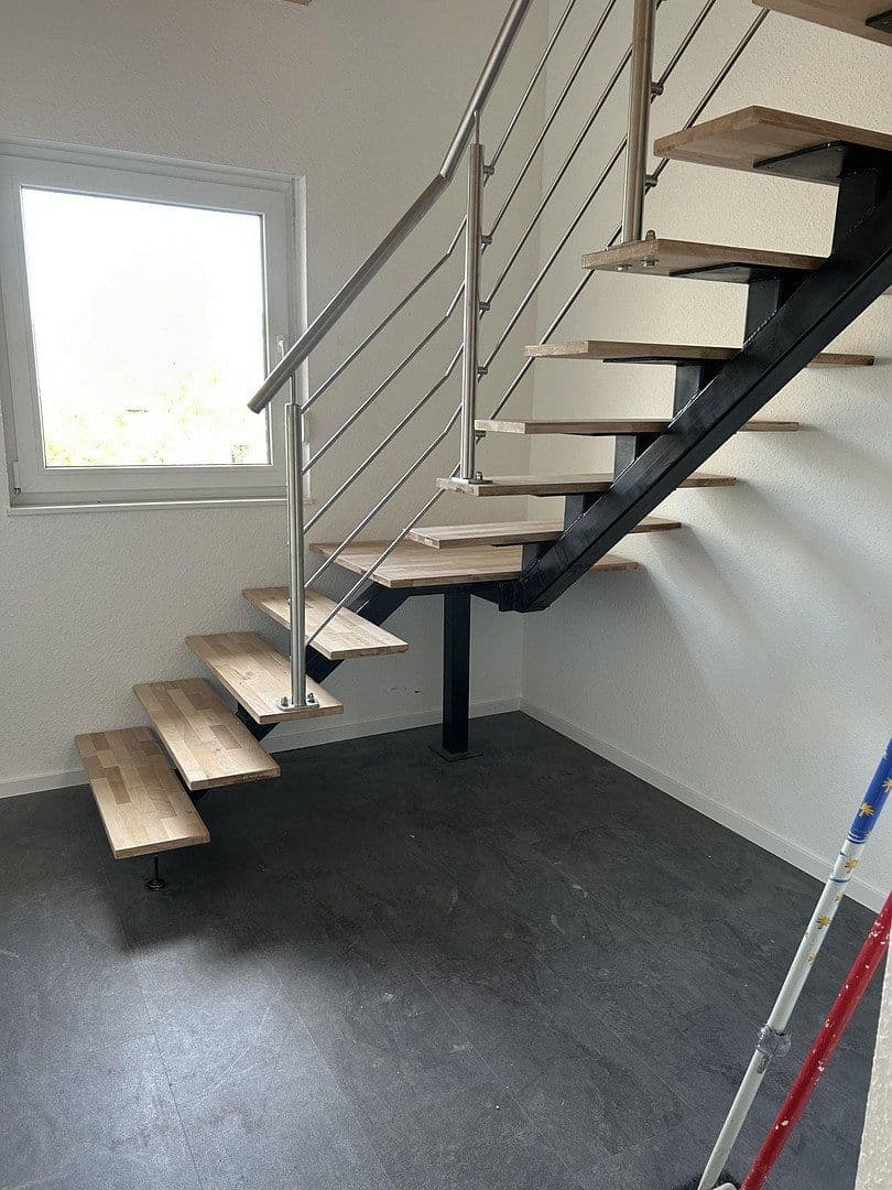 Pronájem bytu 4+1 102 m², Karlsruhe, Bádensko-Württembersko Pronájem bytu 4+1 102 m², Karlsruhe, Bádensko-Württembersko