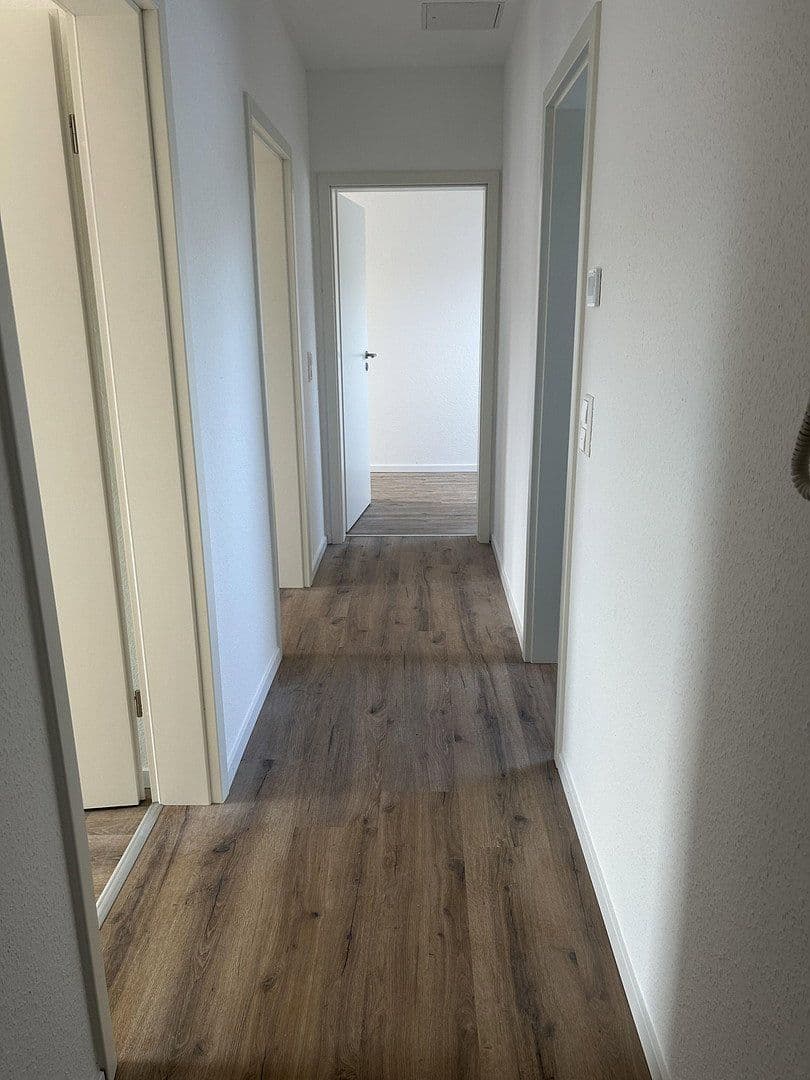 Pronájem bytu 4+1 102 m², Karlsruhe, Bádensko-Württembersko Pronájem bytu 4+1 102 m², Karlsruhe, Bádensko-Württembersko