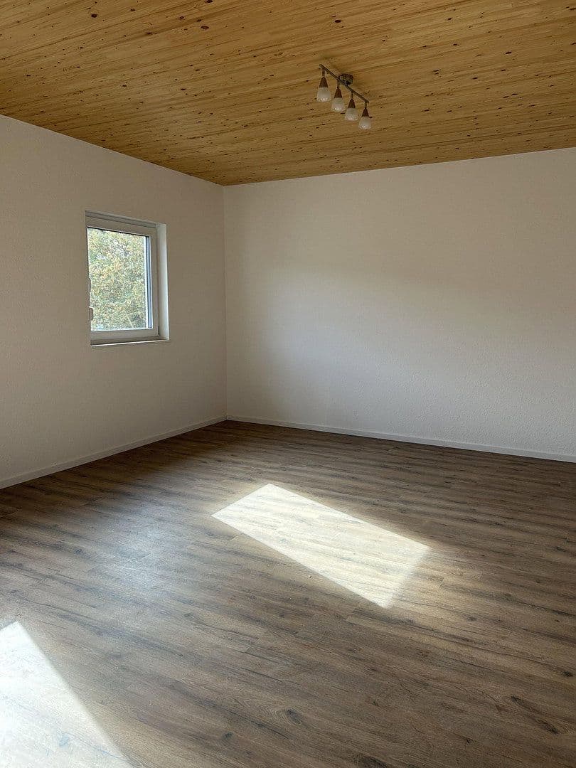 Pronájem bytu 4+1 102 m², Karlsruhe, Bádensko-Württembersko Pronájem bytu 4+1 102 m², Karlsruhe, Bádensko-Württembersko