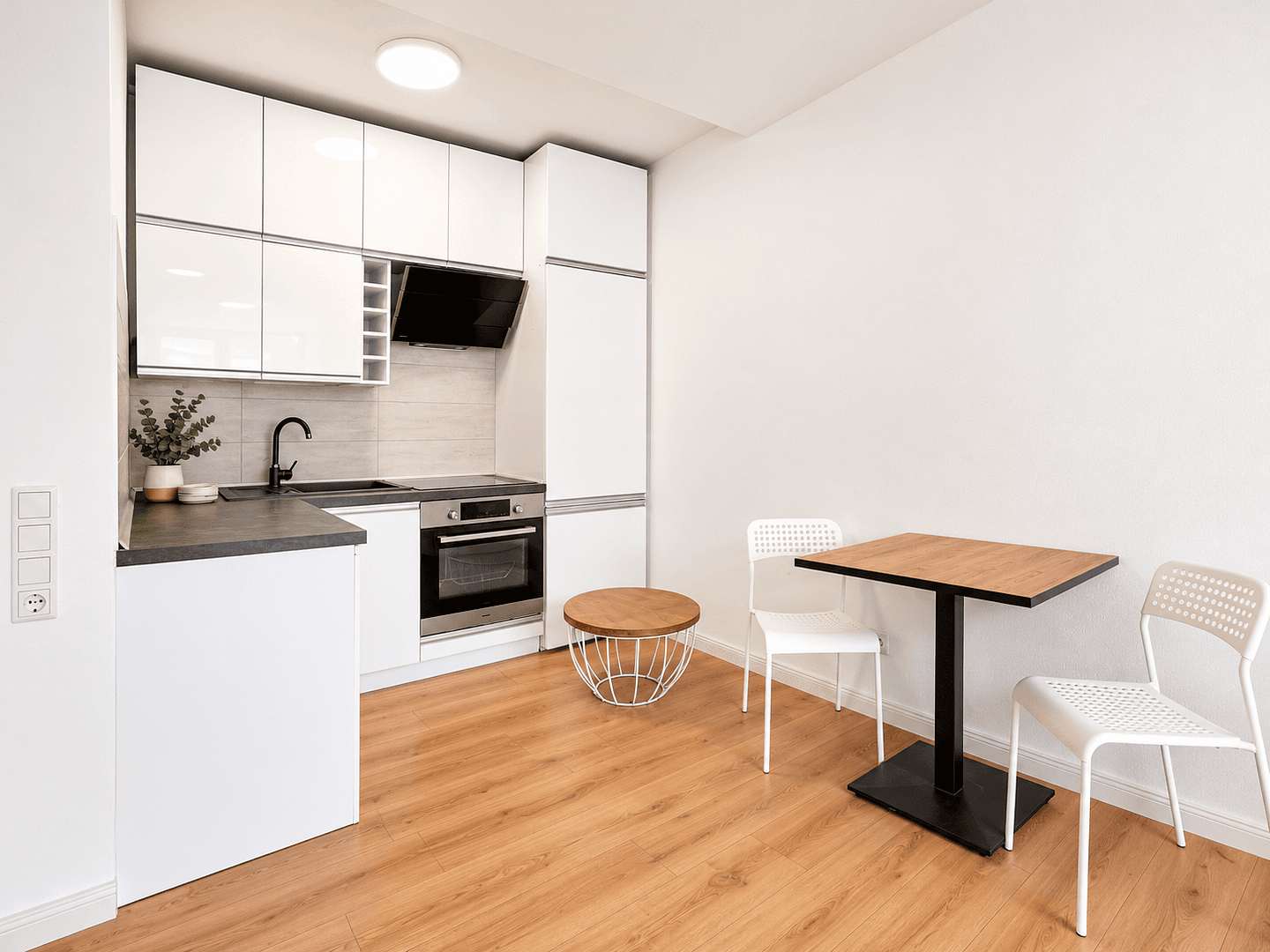 Pronájem bytu 2+1 55 m², Köln, Severní Porýní-Vestfálsko Pronájem bytu 2+1 55 m², Köln, Severní Porýní-Vestfálsko