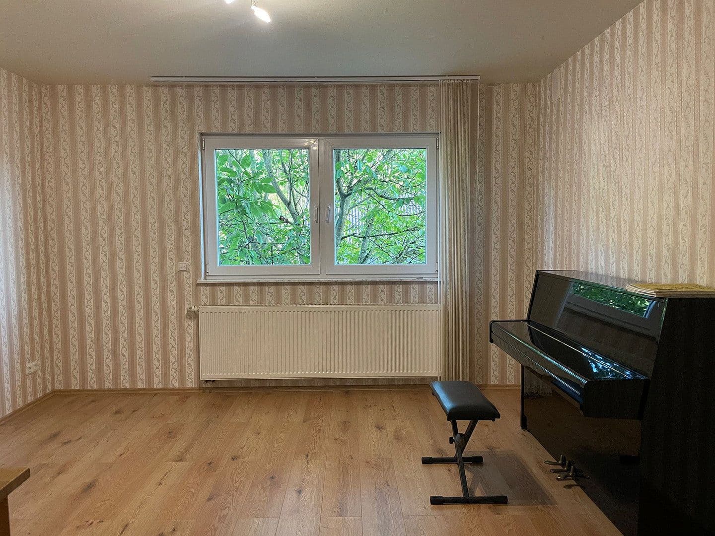 Pronájem domu 191 m², pozemek 389 m², Engelskirchen, Severní Porýní-Vestfálsko Pronájem domu 191 m², pozemek 389 m², Engelskirchen, Severní Porýní-Vestfálsko