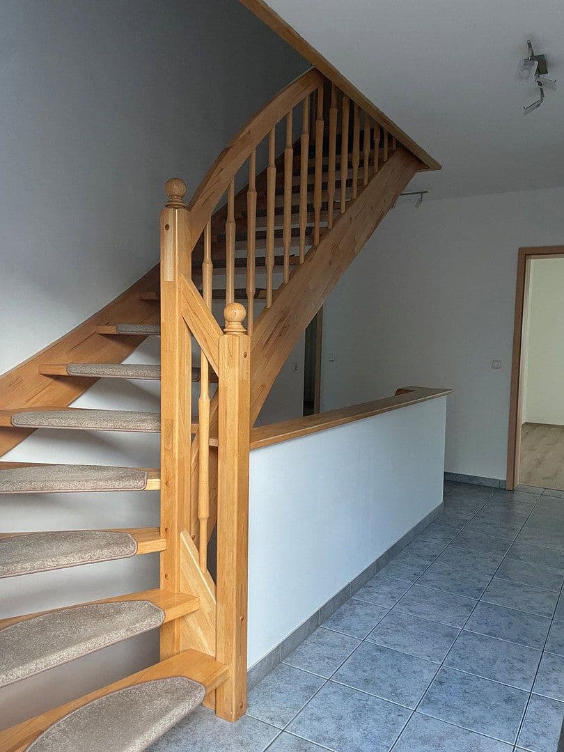 Pronájem domu 191 m², pozemek 389 m², Engelskirchen, Severní Porýní-Vestfálsko Pronájem domu 191 m², pozemek 389 m², Engelskirchen, Severní Porýní-Vestfálsko