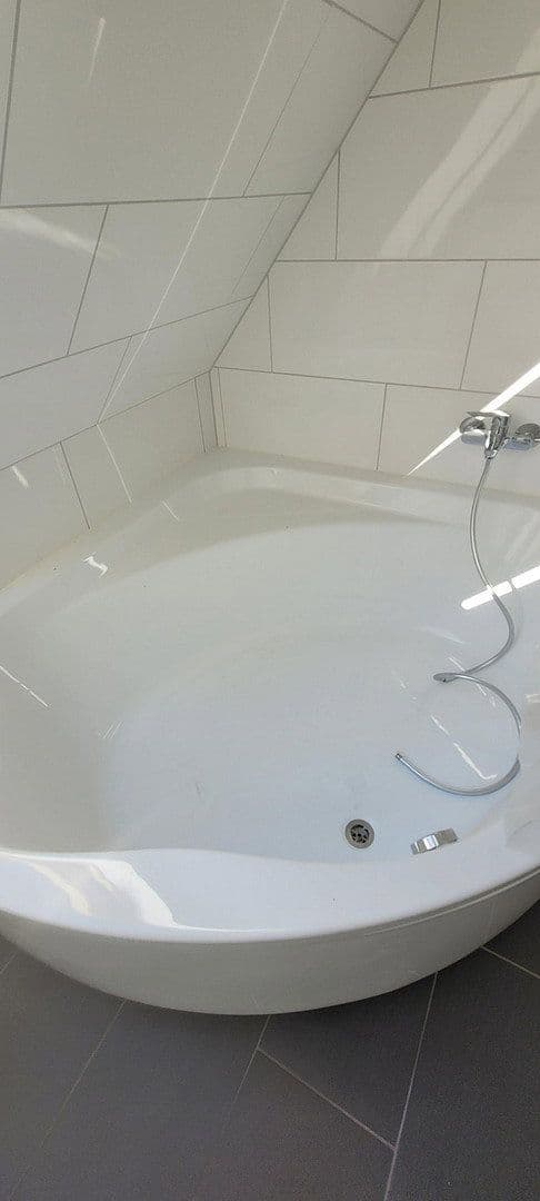Pronájem bytu 4+1 126 m², Berlin, Berlín Pronájem bytu 4+1 126 m², Berlin, Berlín