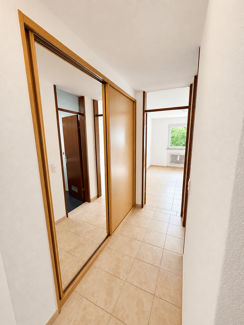 Prodej bytu 2+1 64 m², Peter-Rosegger-Straße 101, Reutlingen, Bádensko-Württembersko Prodej bytu 2+1 64 m², Peter-Rosegger-Straße 101, Reutlingen, Bádensko-Württembersko