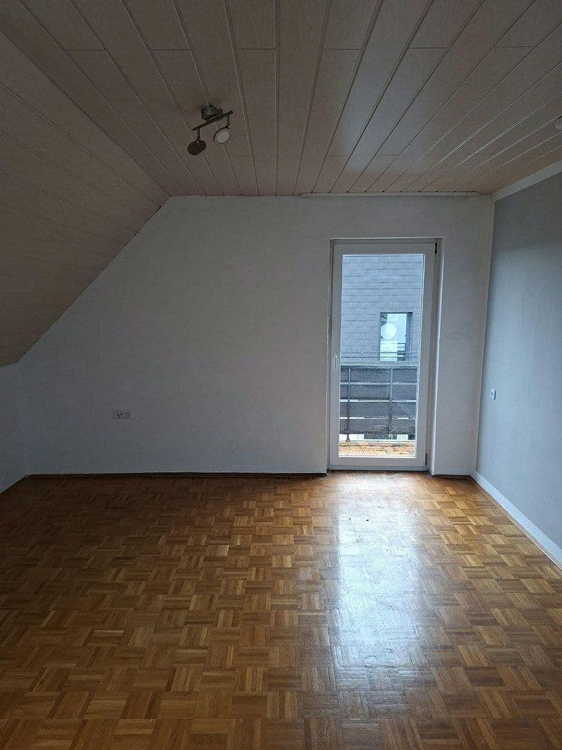 Prodej domu 147 m², pozemek 988 m², Altenstadt an der Waldnaab, Bavorsko Prodej domu 147 m², pozemek 988 m², Altenstadt an der Waldnaab, Bavorsko