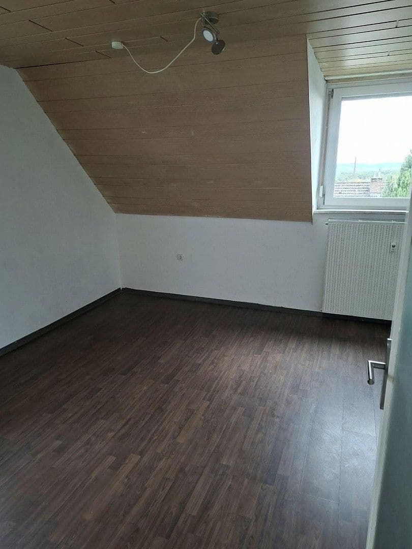 Prodej domu 147 m², pozemek 988 m², Altenstadt an der Waldnaab, Bavorsko Prodej domu 147 m², pozemek 988 m², Altenstadt an der Waldnaab, Bavorsko