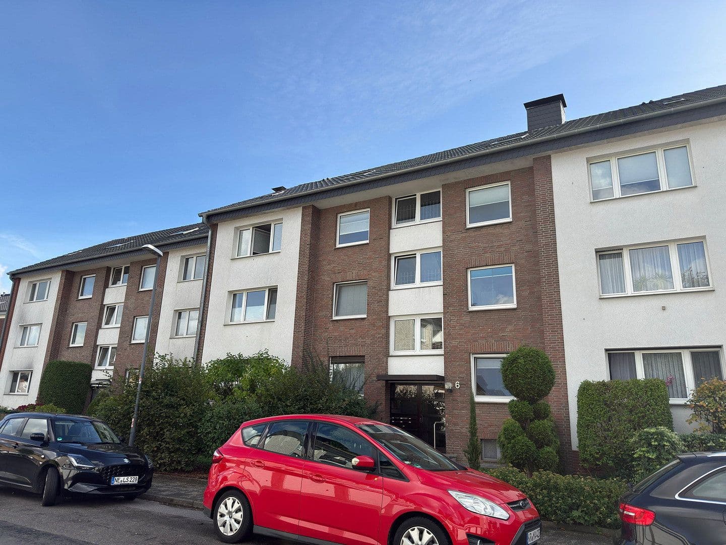Prodej bytu 3+1 91 m², Meerbusch, Severní Porýní-Vestfálsko Prodej bytu 3+1 91 m², Meerbusch, Severní Porýní-Vestfálsko