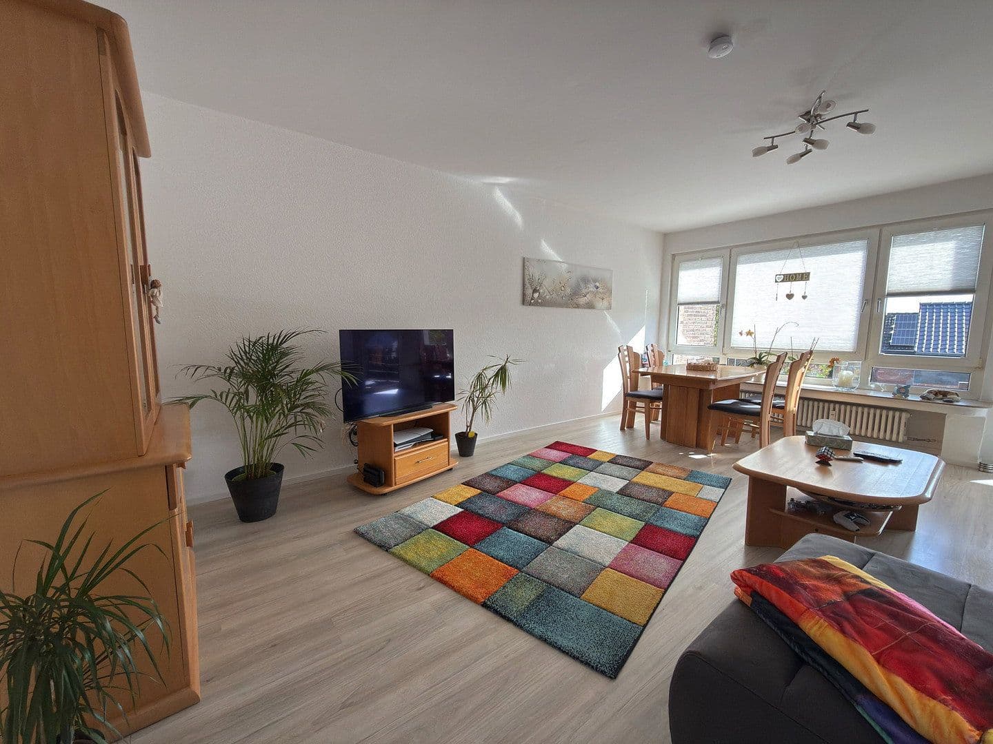 Prodej bytu 3+1 91 m², Meerbusch, Severní Porýní-Vestfálsko Prodej bytu 3+1 91 m², Meerbusch, Severní Porýní-Vestfálsko