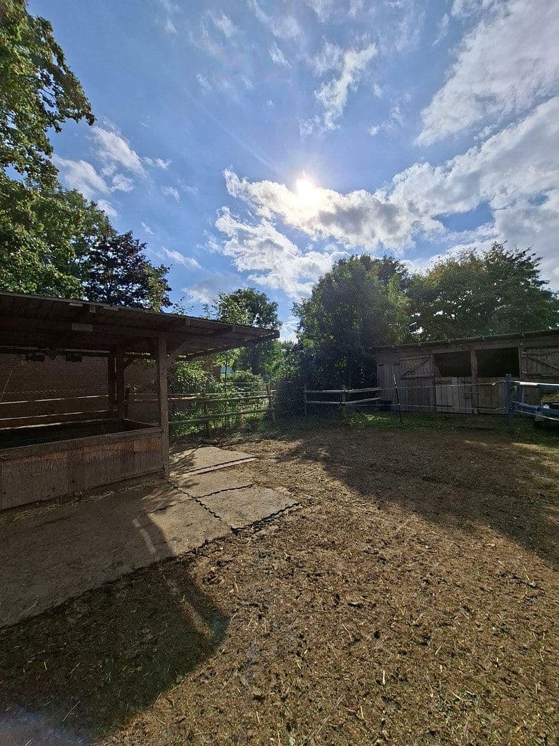 Prodej domu 193 m², pozemek 4.132 m², Drage, Dolní Sasko Prodej domu 193 m², pozemek 4.132 m², Drage, Dolní Sasko